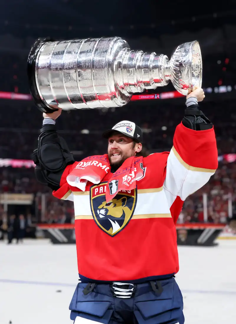 Сергей Бобровский